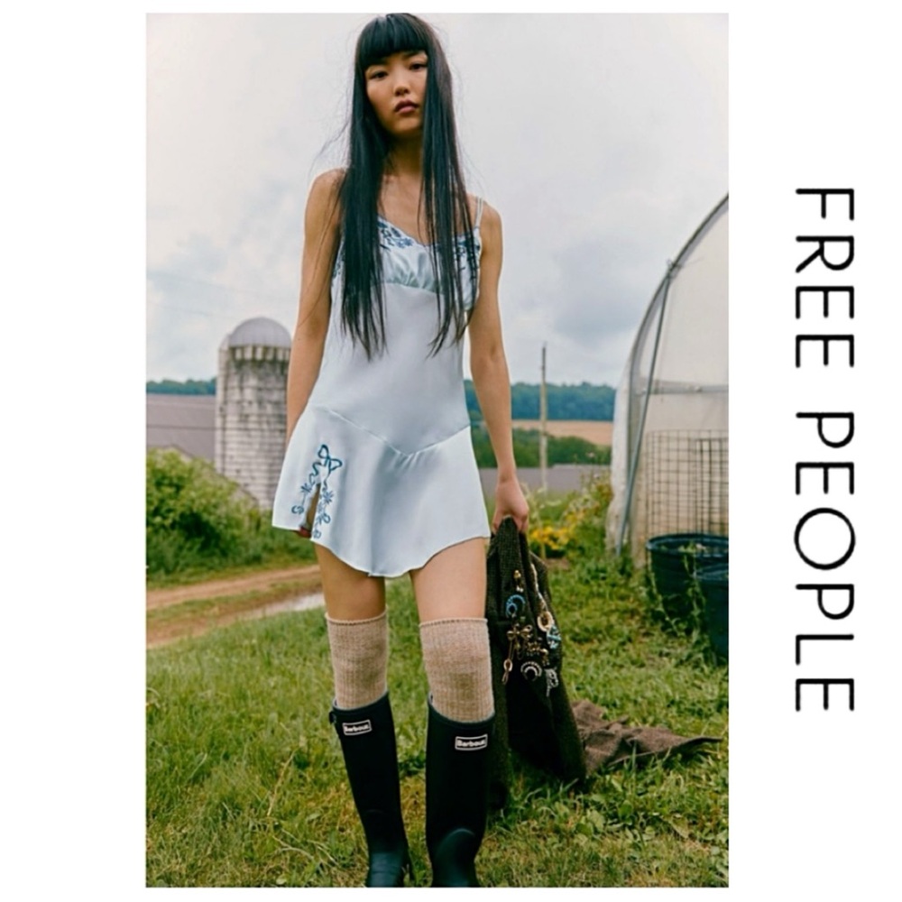 🚩NwTs-$90 FREE PEOPLE Morning Kiss Slip Dress M *Gorgeous Embroidered Dress